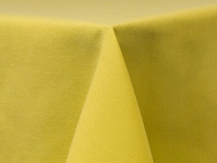 Lemon Cott'n Eze Tablecloth Rental