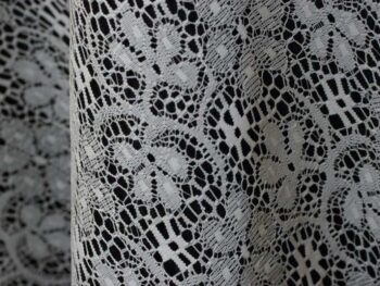 lace linen & tablecloth rentals