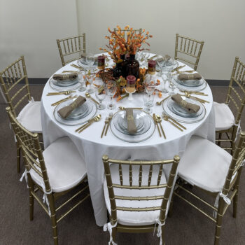 Holiday Dinner Package Rental l for 8 People